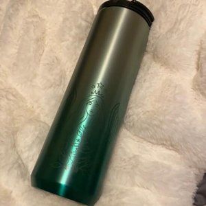 Sell like hot cakes@ Starbucks 50 year limited edition SS travel cup